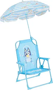 Idea Nuova Bluey Kids Outdoor Folding Beach Chair with Umbrella,Portable Camp Chair for Ages 3+, Lightweight & Compact for Beach, Camping, and Backyard